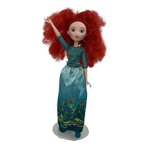 Hasbro 2015 Disney Princess Royal Shimmer Merida Doll Brave Red Hair